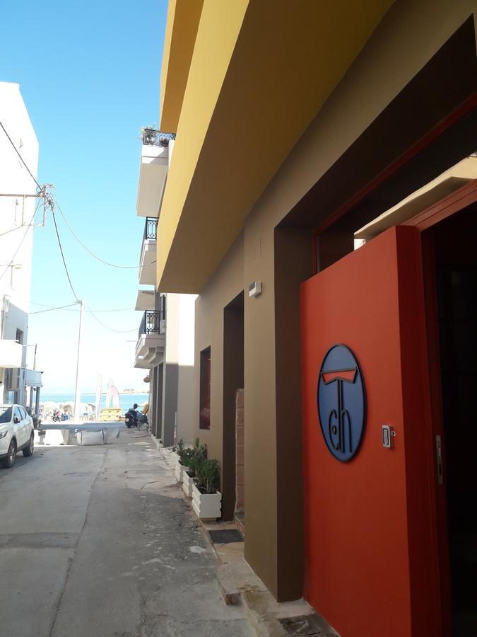 Tellus City 干尼亞 外观 照片